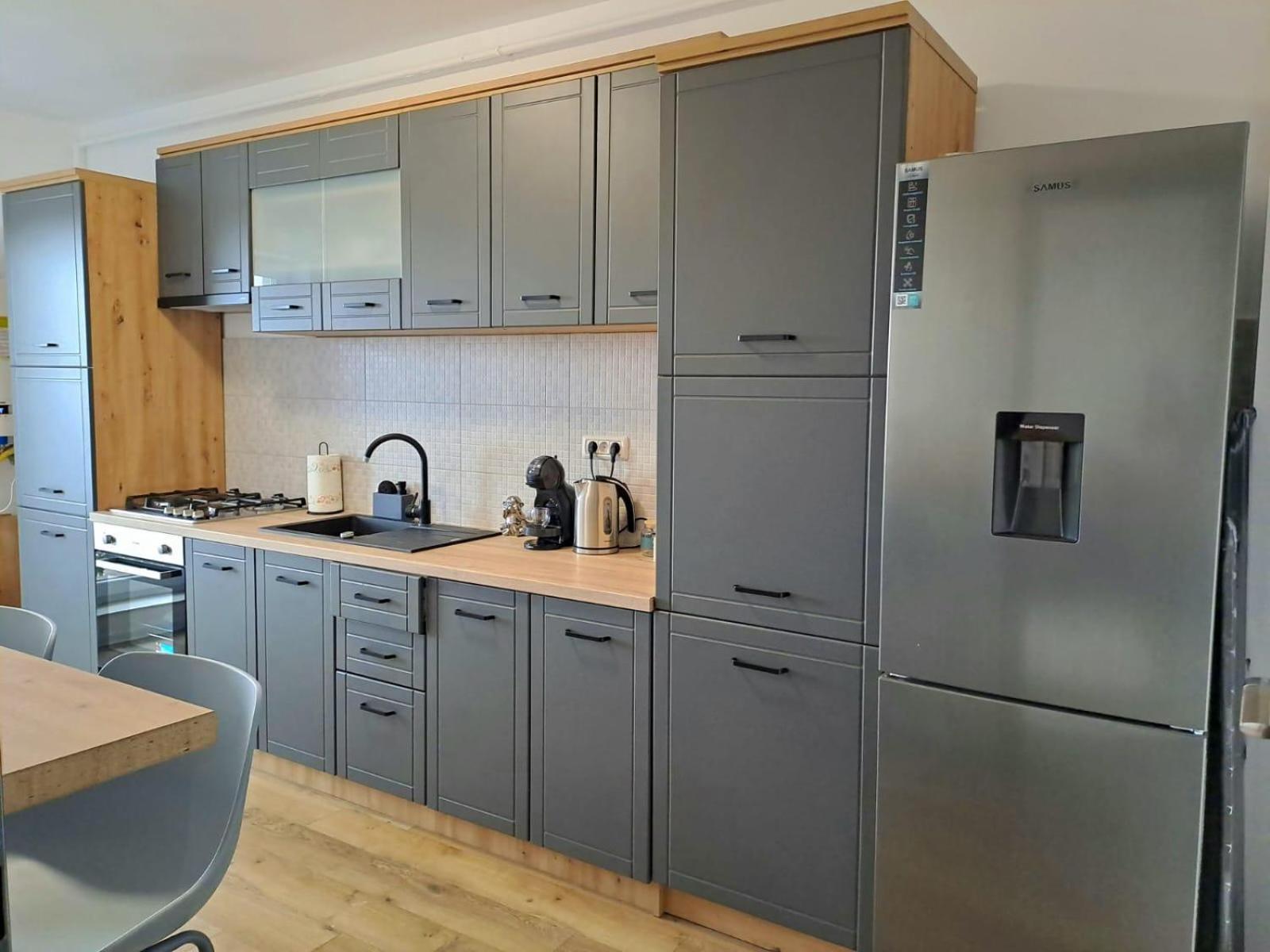 Mountain Breeze Luxury Apartment Ac & Parcare Privata Brasov Bagian luar foto